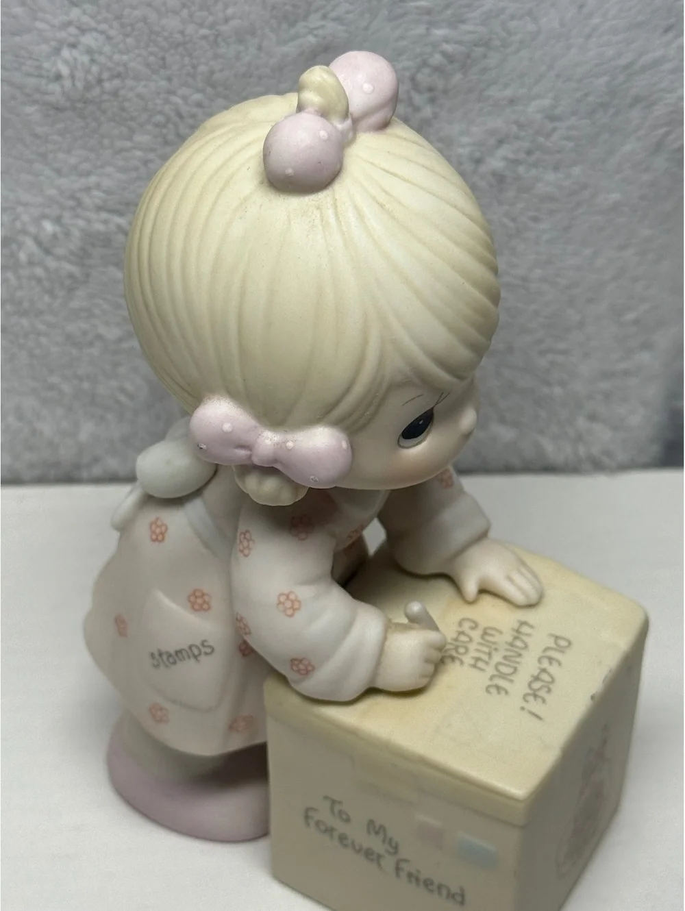 Vintage Precious Moments 1987 “Sharing is Universal” Figurine Friendship